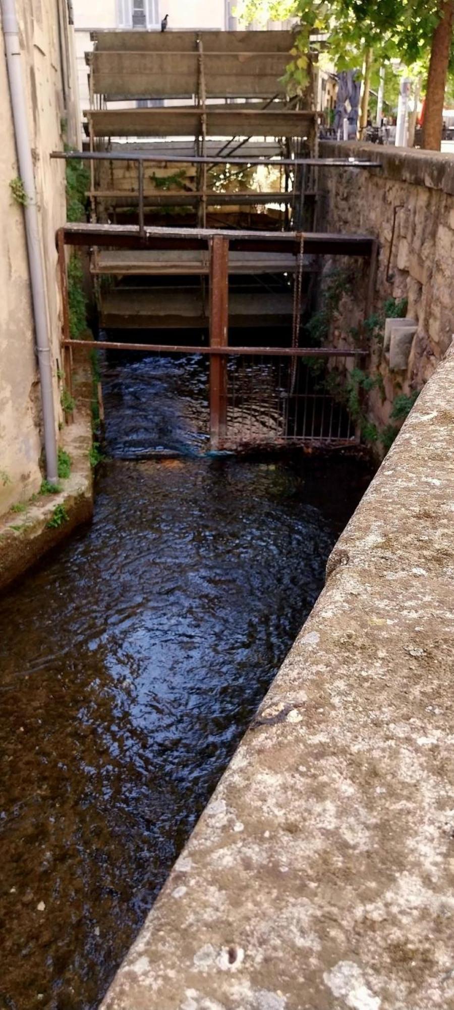 شقة Au Fil De L'Eau أفينيون المظهر الخارجي الصورة